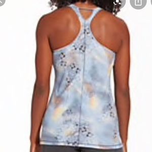 CALIA by carrie underwood move tank